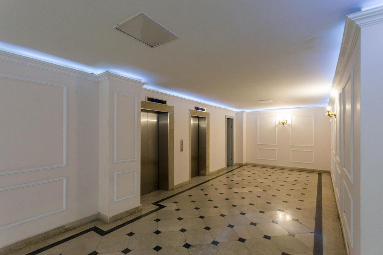 Downtown Two-Bedrom Apartment Tbilisi Exterior photo